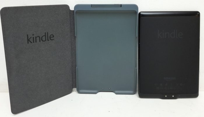 Amazon D01100 Kindle 4th Generation 6" eBook Reader Graphite - Image 4