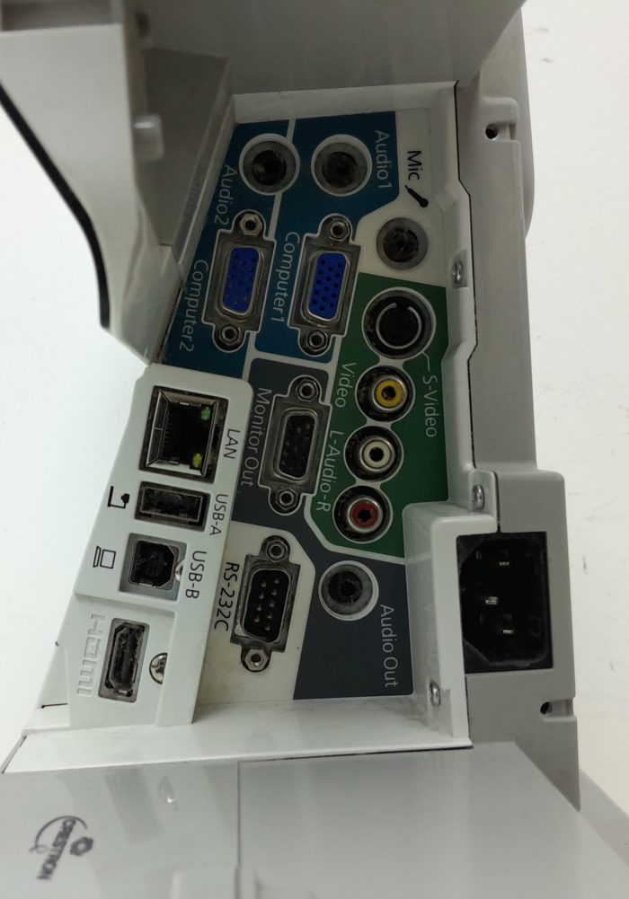 Epson EB-470 H456B HDMI VGA LCD Projector with 761 Lamp Hours Used - Image 4