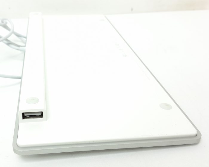Apple A1242 USB Wired Keyboard - Image 4
