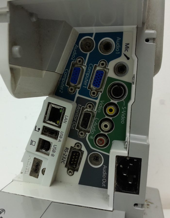 Epson EB-470 H456B HDMI VGA LCD Projector with 2356 Lamp Hours Used - Image 4