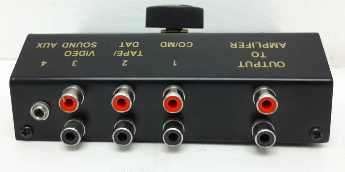 4 Way Audio Input Controller Amplifier - Image 3