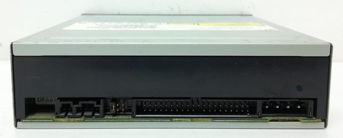 HL Data Storage GCA-4164B DVD Writeable CD-RW Drive - Image 4