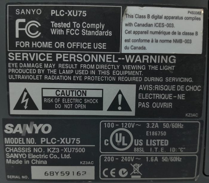 Sanyo PLC-XU75 PROxtrax Multiverse VGA Projector with 745 Lamp Hours Used - Image 3