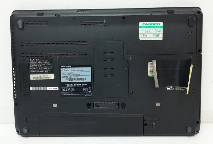 Toshiba Tecra A11-17C - i3-M330 2.13GHz - 2GB RAM - 15.6" - 320GB HDD - Windows 10 Pro - Image 4