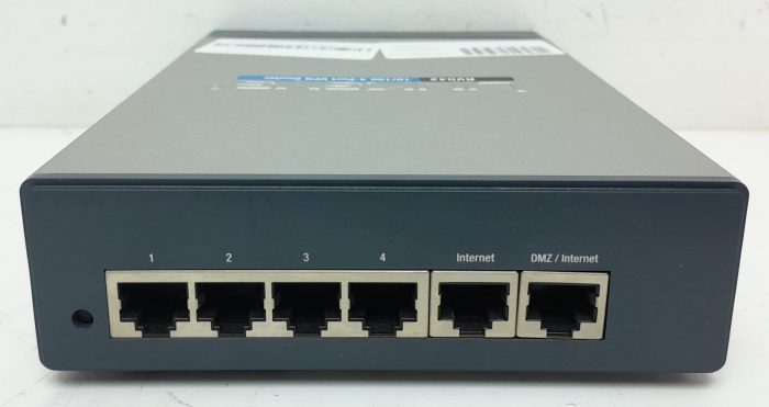 Cisco Linksys RV042 10/100 4-Port VPN Router - Image 4