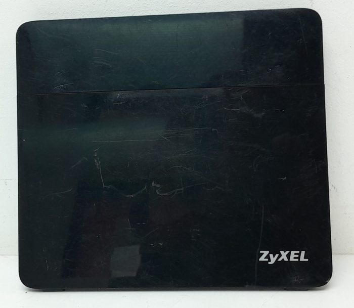 Zyxel VMG8924-B10A Gigabit Ethernet Dual Band Wireless Router - Image 2