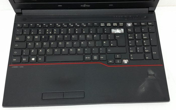 Fujitsu Lifebook E554 - i5-4210M 2.6GHz - 4GB Ram - 15.6" - 128GB SSD - Windows 10 Pro - Image 7