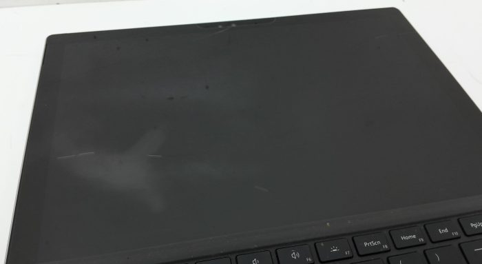 Microsoft Surface Pro 4 - Core M3-6Y30 2.2GHz - 4GB - 12.3" - 128GB SSD - Windows 11 Pro - Image 4