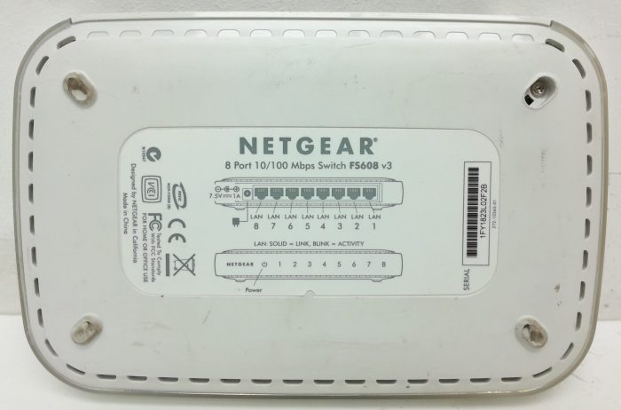 Netgear FS608 v3 8 Port 10/100 Mbps Switch - Image 3