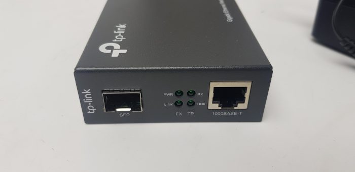 tp-link MC220L Gigabit Ethernet Media Converter - Image 3