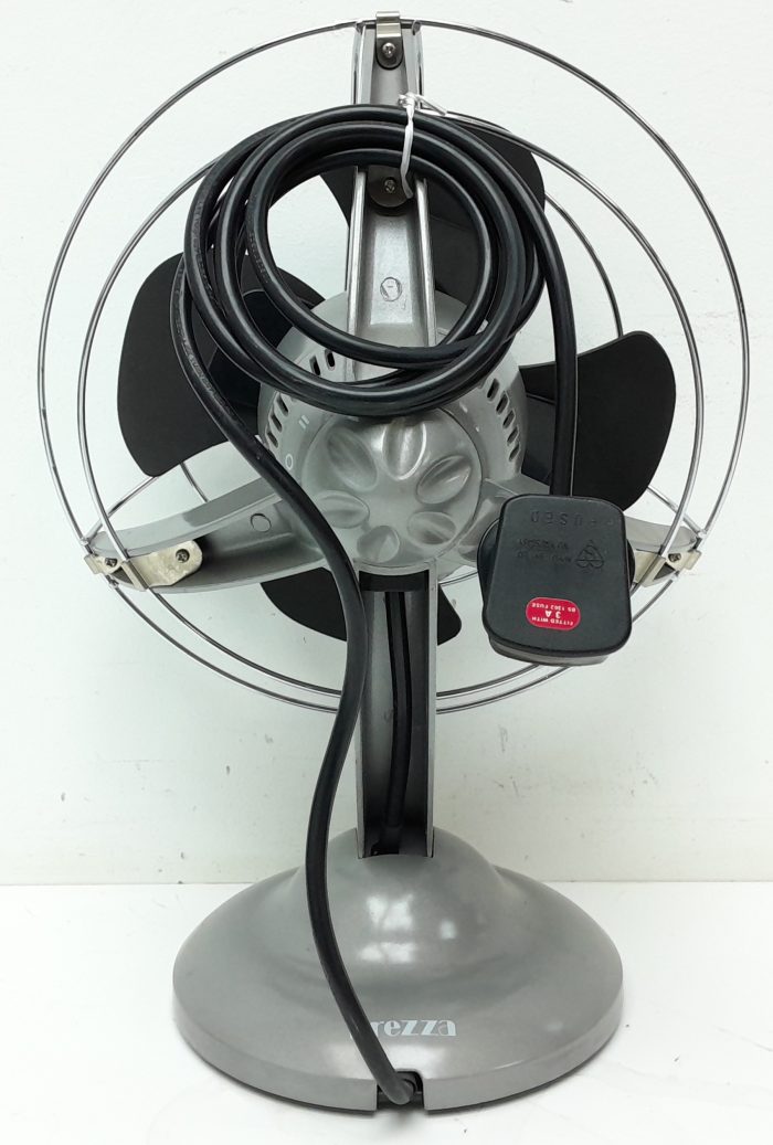 Bionaire Brezza BANF13R Mini Vintage Electric Fan - Image 5