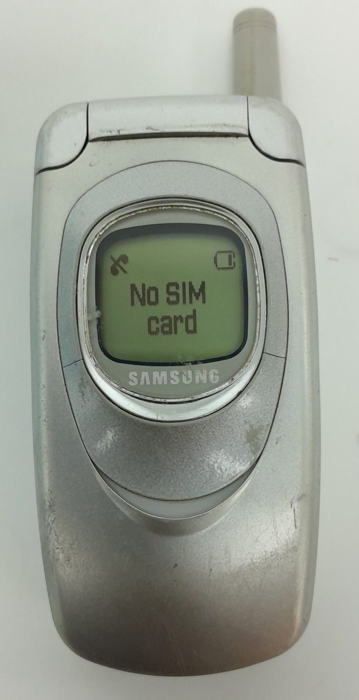 Samsung SGH-A800 Vintage Mobile Phone - Image 6