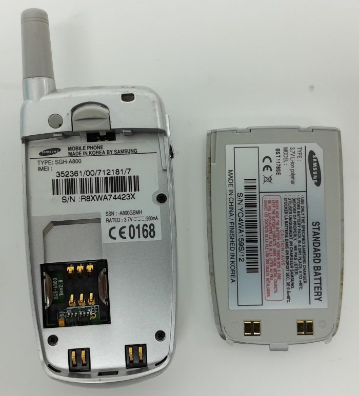 Samsung SGH-A800 Vintage Mobile Phone - Image 3