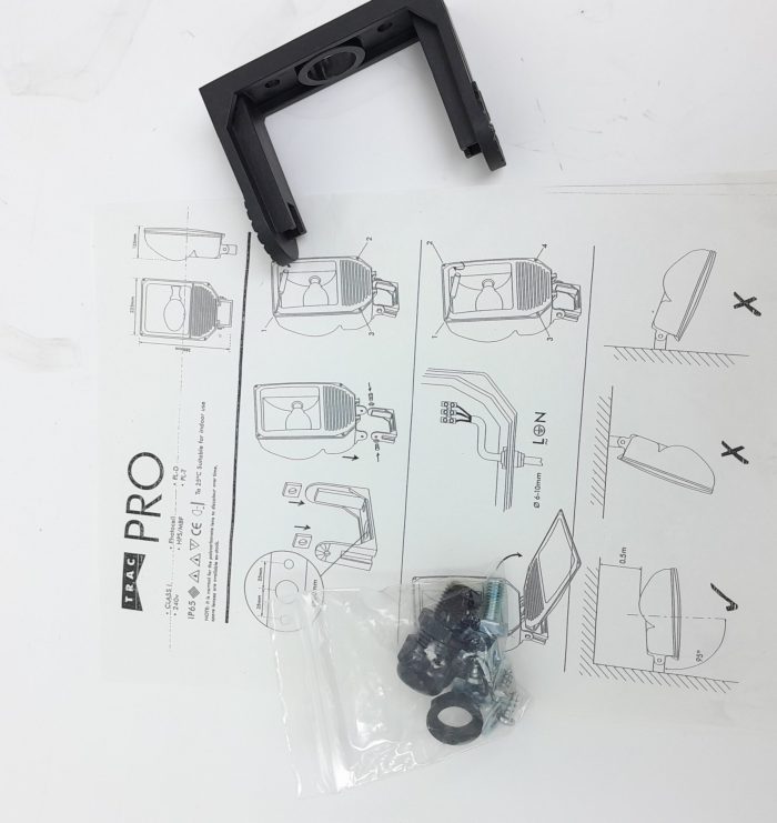 Trac PRO PRO70S/PC 70w Sodium Flood Light - Image 4