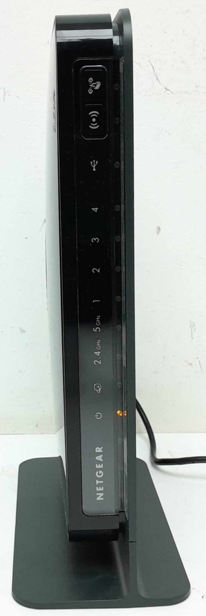 Netgear N600 WNDR3700v4 Wireless Dual Band Gigabit Router - Image 2