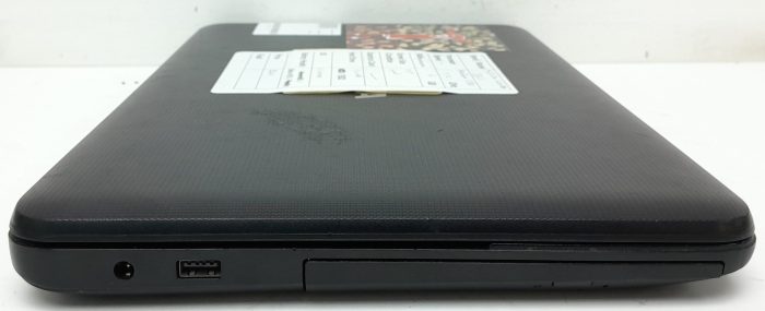 Toshiba Satellite Pro C850 - Pentium B960 2.2GHz - 4GB Ram - 15.6" - 120GB SSD - Windows 10 Home - Image 6
