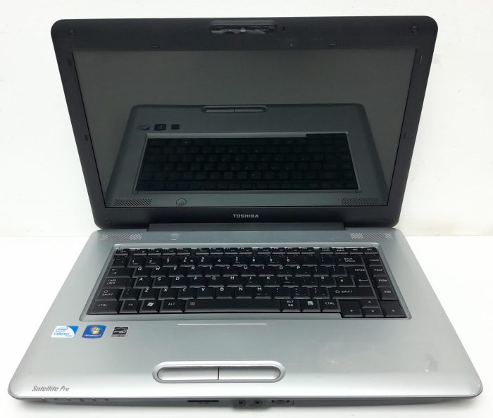 Toshiba Satellite Pro L450-17L - Celeron 900 2.2GHz - 2GB Ram - 15.6" - 250GB HDD - Windows 10 Home - Image 2