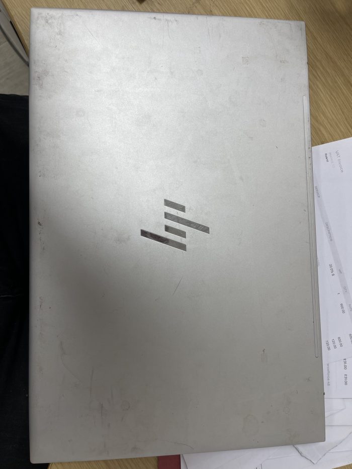HP ENVY 17-CH0500NA GOOD SCREEN /touchscreen WORKING - Image 5