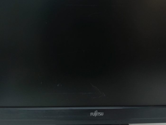 Fujitsu L3190T 18.5" VGA TFT LCD Monitor - Image 6