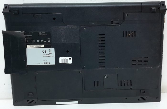 RM Education RM310 W255HU - i3-2330M 2.2GHz - 4GB Ram - 15.6" - 160GB HDD - Windows 10 Pro - Image 4