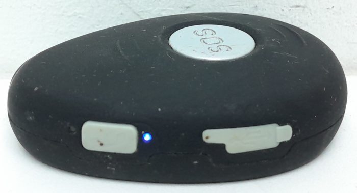 Job Lot x8 F021-002795 Personal SOS GPS Fall Alarms with 7 Charging Docks & 8 Watch Bands - Image 4