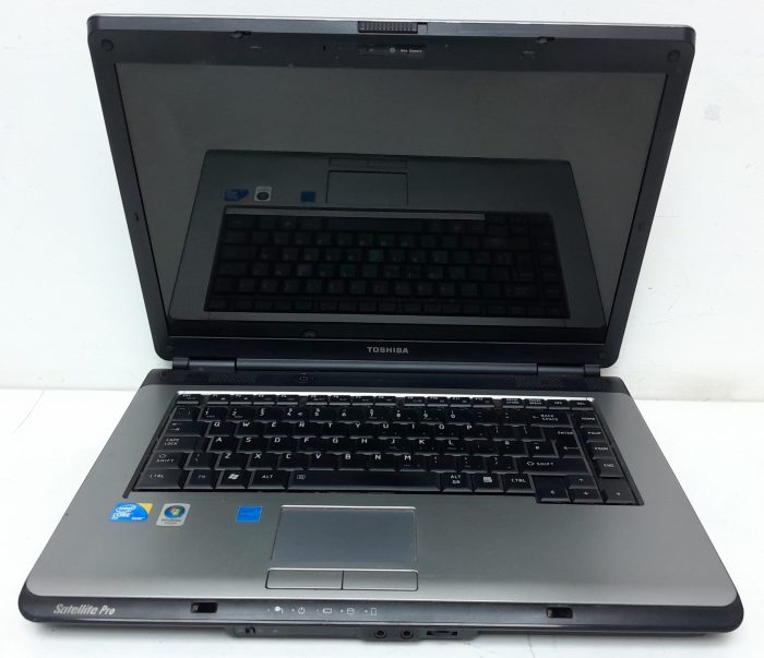 Toshiba Satellite Pro L300-292 - Core 2 Duo T5870 2.0GHz - 2GB RAM - 15.4" - 160GB HDD - Windows 10 Pro - Image 2