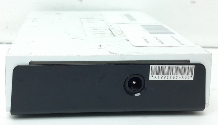 Joblot 2x TP-Link TL-SF1005D 5-Port 10/100Mbps Desktop Switch - Image 5
