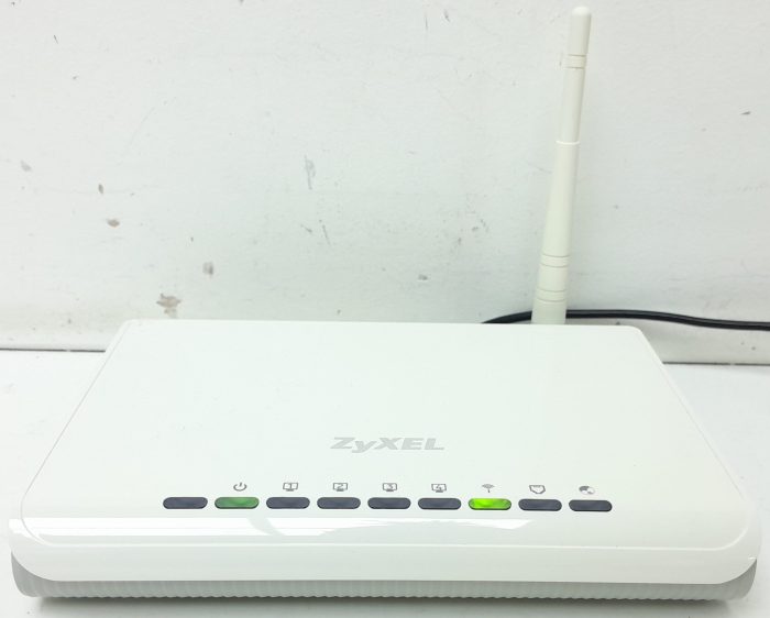 ZyXEL P-660HW-T1 v2 Wireless Router - Image 2