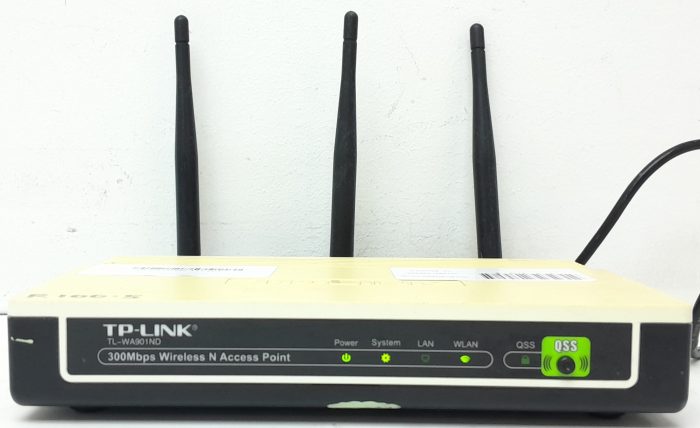 TP-LINK TL-WA901ND 300Mbps Wireless N Access Point - Image 2