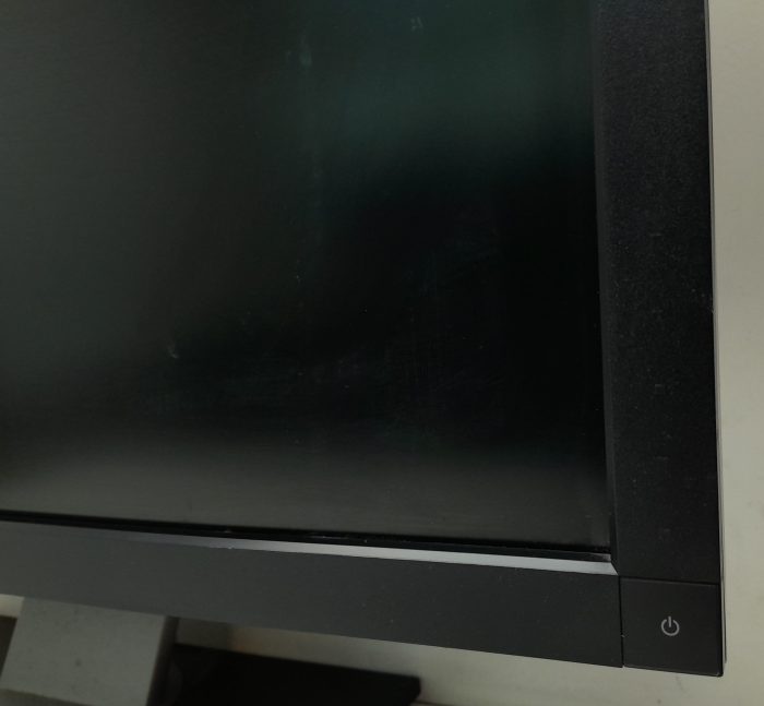 Dell 2709Wb 27" HDMI DVI VGA Display Port Monitor - Image 8