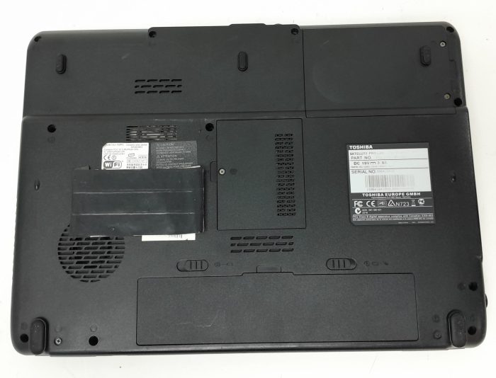 Toshiba Satellite Pro L300-292 - Core 2 Duo T5870 2.0GHz - 2GB RAM - 15.4" - 160GB HDD - Windows 10 Pro - Image 4