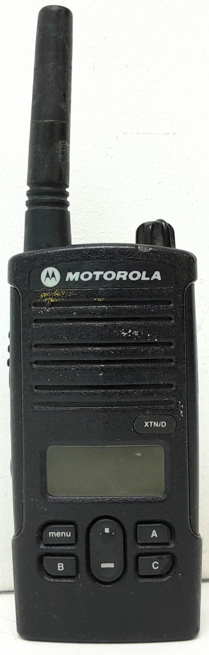 Motorola XTNiD Two Way Radio Walkie Talkie - Image 2
