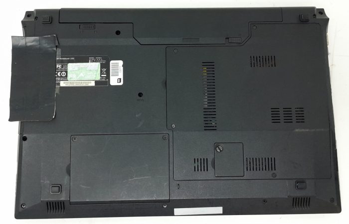 RM Education RM 320 W255EU - i3-2350M 2.3GHz - 4GB Ram - 15.6" - 250GB HDD - Windows 10 Home - Image 4