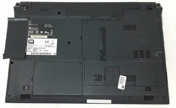 RM Education RM 320 W255EU - i3-2350M 2.3GHz - 4GB Ram - 15.6" - 240GB SSD - Windows 10 Home - Image 4