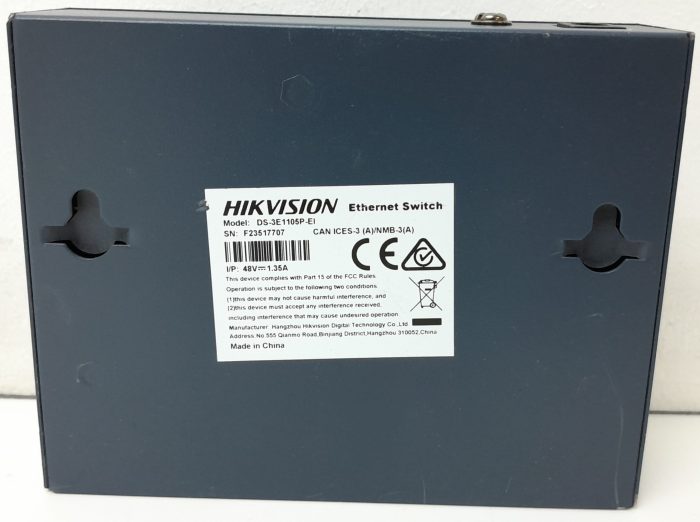 Hikvision DS-3E1105P-EI 5-Port Smart 10/100M PoE Desktop Switch - Image 3