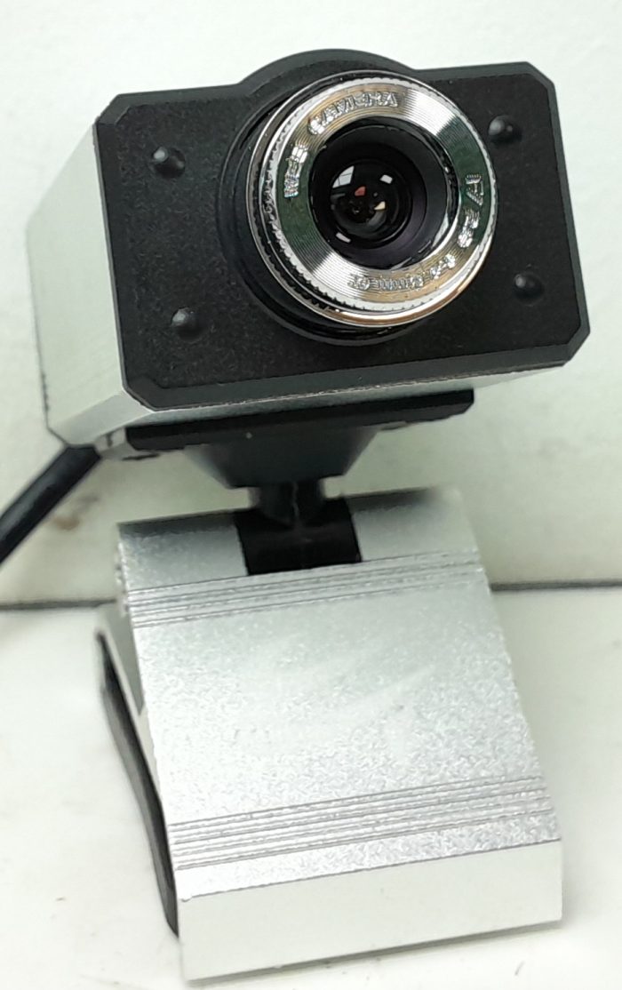 Computer Gear 24-0109 USB Webcam with Built-In Microphone - Image 5