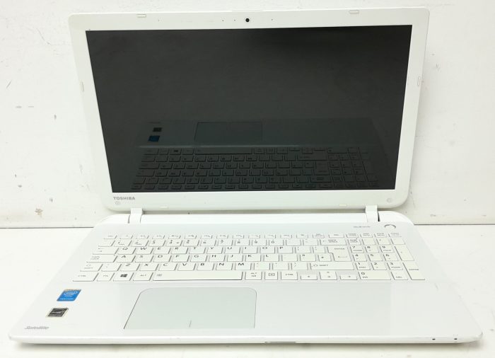 Toshiba Satellite Pro L50-B-1DZ - Pentium N3530 2.16GHz - 4GB RAM - 15.6" - 750GB HDD - Windows 10 Pro - Image 7