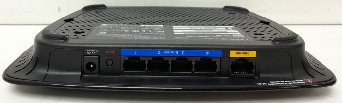 Cisco WRT320N Dual Band Wireless N Gigabit Router - Image 5
