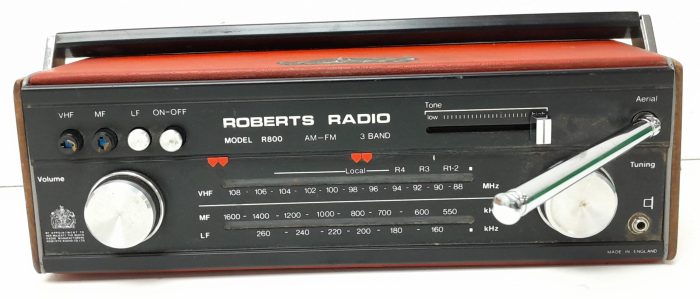 Roberts Radio R800 Vintage Radio - Image 4