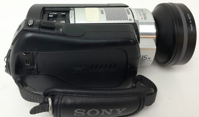 Sony HDR-SR10E Digital HD Video Camera Recorder - Image 5