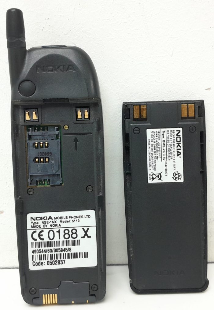 Nokia 5110 Vintage Mobile Phone - Image 5