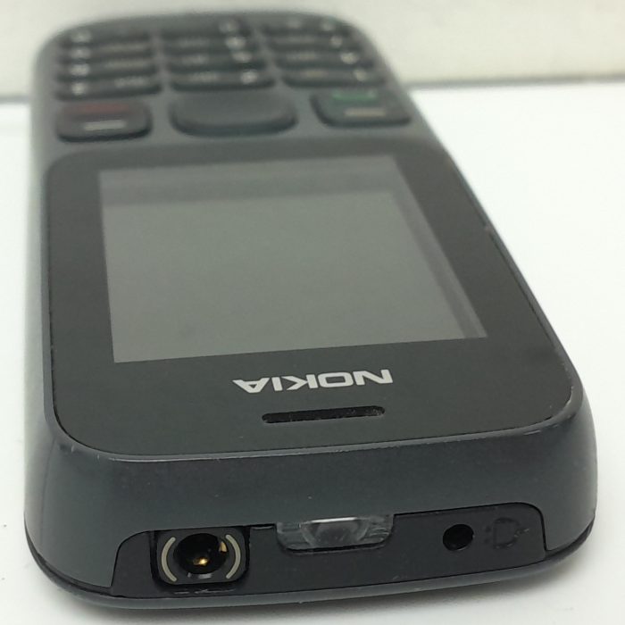 Nokia 100 Vintage Mobile Phone - Image 4