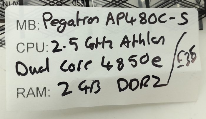 Pegatron AP4800C-S/RM - Athlon Core 4850e 2.5GHz - DDR2 - 2GB Ram - Motherboard with IO Shield - Image 3