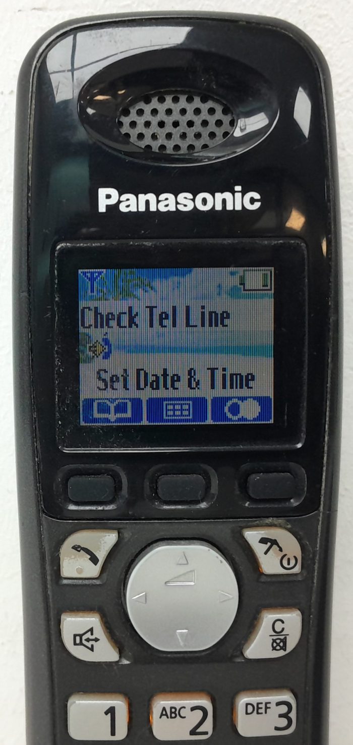 Panasonic KX-TGA800E IP Phone with KX-TG8021E Charging Dock - Image 6