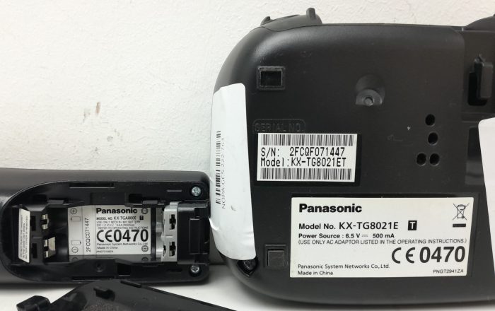 Panasonic KX-TGA800E IP Phone with KX-TG8021E Charging Dock - Image 3