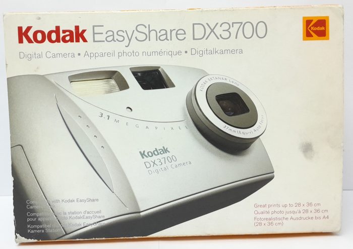 Kodak Easyshare DX3700 3.1MP 37mm (Equiv) Auto Focus Digital Camera - Image 3