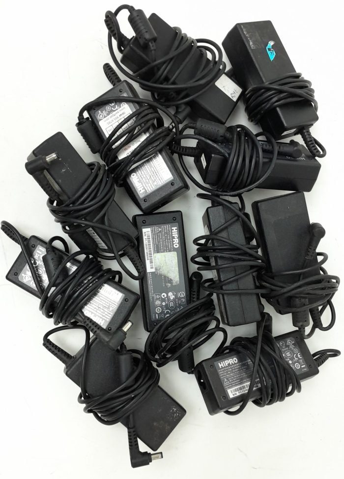 Job lot 11x Hipro 18.5V Laptop Chargers/Adapters - Image 3