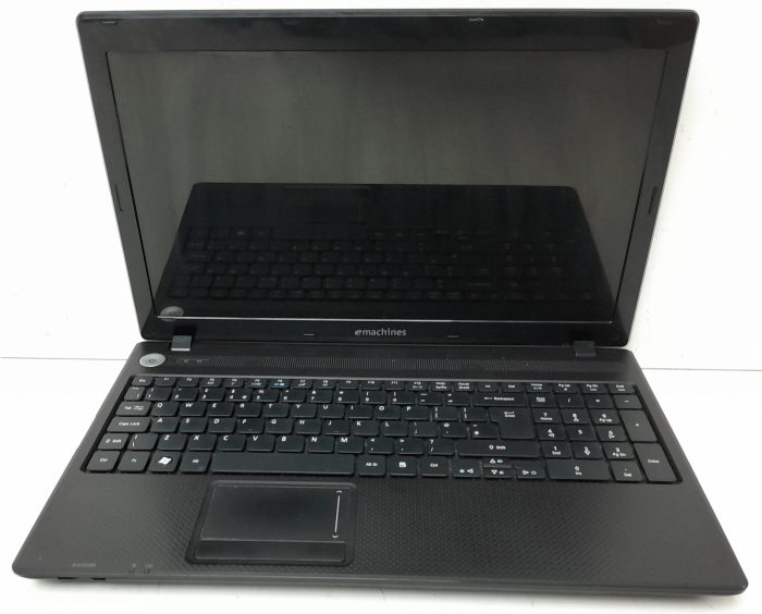 eMachines E442 Series PEW86 - AMD V160 2.4GHz - 3GB RAM - 15.6" - 120GB SSD - Windows 10 Pro - Image 2
