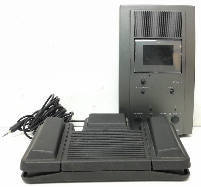 Grundig Dt 3211 Transcriber / Recorder With Foot Pedal - Image 2