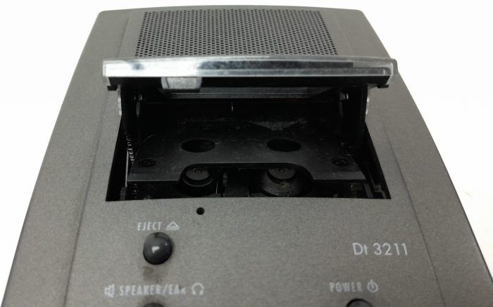 Grundig Dt 3211 Transcriber / Recorder With Foot Pedal - Image 5